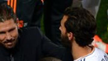 Simeone, con Arbeloa.