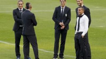 Los jugadores de la Juventus, en el c&eacute;sped del Calder&oacute;n.