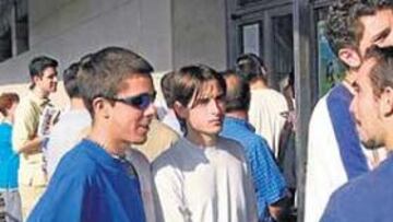 <b>EXCELENTE RESPUESTA. </b>La afición del Real Zaragoza ha demostrado su enorme fidelidad, pese a la subida del 37% de media de los abonos.