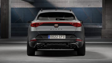 Toma trasera del Cupra Formentor VZ 2022