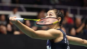 Singapore (Singapore), 30/05/2024.- Carolina Marin of Spain in action against Pusarla V. Sindhu of India during their women's singles second round match at the KFF Singapore Badminton Open in Singapore, 30 May 2024. (Singapur, Espa?a, Singapur) EFE/EPA/HOW HWEE YOUNG