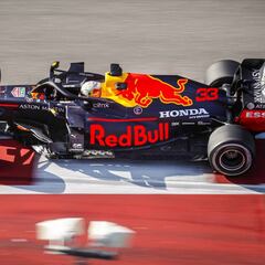 Verstappen se queda sin tiempo