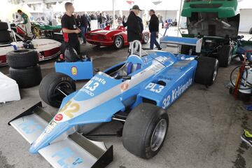 Tercera edición de la reunión y exhibición de automóviles clásicos en el circuito del Jarama

