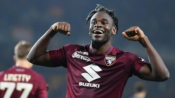 Turin (Italy), 16/02/2024.- Torino's Duvan Zapata celebrates scoring the 2-0 goal during the Italian Serie A soccer match between Torino FC and US Lecce, in Turin, Italy, 16 February 2024. (Italia) EFE/EPA/ALESSANDRO DI MARCO
