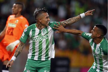 Atlético Nacional superó 3-2 a Alianza Petrolera en el Atanasio Girardot por la sexta fecha de la Liga Águila II-2018. El equipo de Jorge Almirón, que ganaba cómodamente 3-0, terminó con un hombre menos por expulsión de Gustavo Torres.