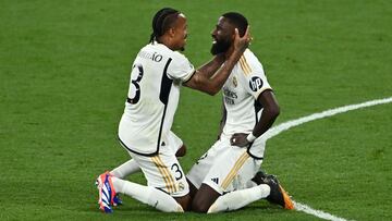 Militao y Rüdiger tras el pitido final.