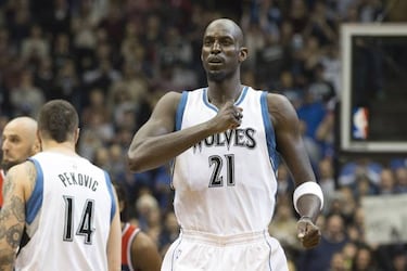 Garnett contra todos: el sue?o imposible de los Wolves 2003-04