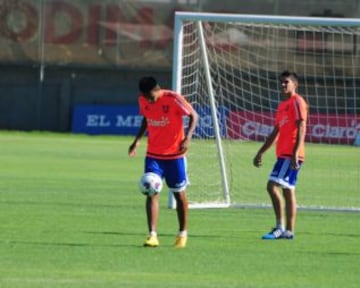 Fabián Carmona en el entrenamiento de la U el lunes.