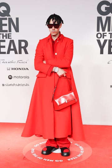 Kidd Keo en la alfombra roja de la gala de los premios GQ Hombres del Año 2023.