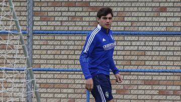 Iv&aacute;n Az&oacute;n reaparece hoy en el Real Zaragoza.