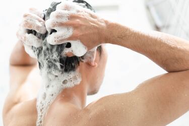 Dermatologists warn about how many times a week we should wash our hair for proper hygiene and health