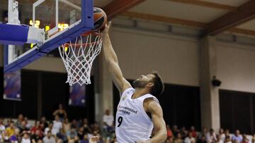 Unicaja de M¨¢laga - Real Madrid: TV, horario y d¨®nde ver online