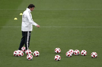 Santiago Hernán Solari realiza su primer entrenamiento al frente del conjunto blanco.