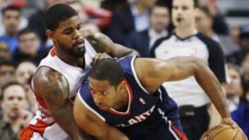 Amir Johnson contra Al Horford.
