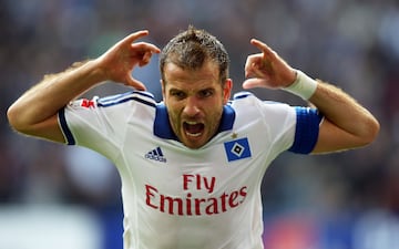 Rondaba el verano de 2008 cuando el Atl¨¦tico de Madrid estaba preparando el proyecto Champions League. El neerland¨¦s se postulaba como la guinda del proyecto. Por aquel entonces Van der Vaart estaba en el Hamburgo y ese mismo verano acab¨® fichando por el Real Madrid.