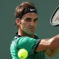 Genio Federer: nueve victorias consecutivas y 18-1 en sets