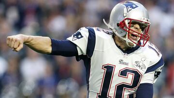 GLENDALE, AZ - FEBRUARY 01:  Tom Brady #12 of the New England Patriots celebrates after a touchdown against the Seattle Seahawks in the second quarter during Super Bowl XLIX at University of Phoenix Stadium on February 1, 2015 in Glendale, Arizona.  (Photo by Christian Petersen/Getty Images)