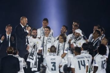 Celebración por la victoria en la Champions League del Real Madrid ante el Atlético de Madrid en Milán.