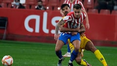 Fran Villalba en un partido con el Sporting contra el Alcorcón.