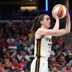 Caitlin Clark, lesionada nada más empezar la temporada de la WNBA