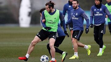 Bale volvió a trabajar con el grupo.