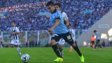 Zelarayán está pronto a cumplir 23 años y es visto con buenos ojos por Azul Azul.