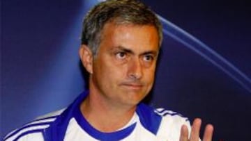 Mourinho: "Howard Webb es un árbitro fantástico"