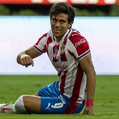 José Juan Macías será baja para la visita de Chivas a Pumas