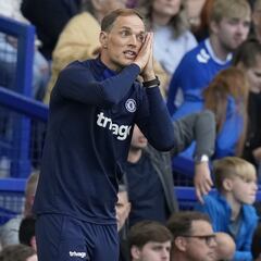 Tuchel: “Marcos Alonso está intentando cerrar su salida”