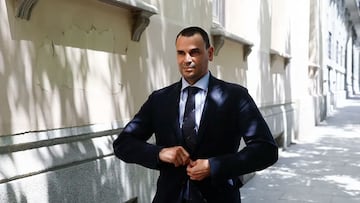 El novio de Ayuso demanda a María Jesús Montero: le pide 40.000 euros