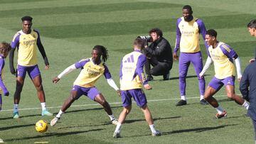 Carlo Ancelotti y los suyos buscan despegarse más dentro de LaLiga durante su visita a Mestalla.