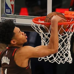 Anfernee Simons se corona en Atlanta con un mate en diferido