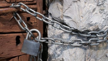 Una mujer mantiene cautivo 20 años a su hijastro y él toma la decisión más drástica para escapar del infierno