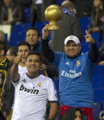 Gran ambiente en el Estadio Cornellà-El Prat.