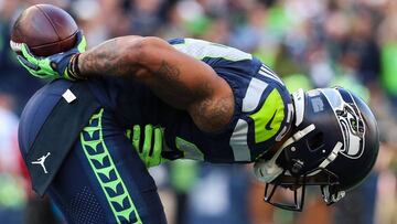 SEATTLE, WA - SEPTEMBER 23: Safety Earl Thomas #29 of the Seattle Seahawks bows after making an interception during the second half against the Dallas Cowboys at CenturyLink Field on September 23, 2018 in Seattle, Washington.   Abbie Parr/Getty Images/AFP
 == FOR NEWSPAPERS, INTERNET, TELCOS &amp; TELEVISION USE ONLY ==