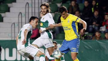 Las Palmas remonta en Elche y da un golpe de autoridad