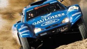 <b>DE NUEVO EL MEJOR. </b>José María Serviá volvió a ser el primer español en coches, undécimo, y afirmó estar muy satisfecho de las prestaciones de su buggy Ford.