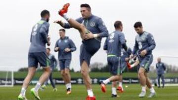 Robbie Keane es una de las piezas importantes de la Irlanda que hoy buscar&aacute; el pase ante Bosnia en Dubl&iacute;n.