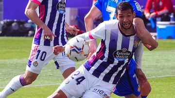 Valladolid. 06/03/2021. PHOTOGENIC/Pablo Requejo. F&uacute;tbol, Estadio Jos&eacute; Zorrilla, partido de La Liga Santander temporada 2020/2021 entre el Real Valladolid y el Getafe. JOAQUIN Y MATA