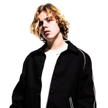Charlton Kenneth Jeffrey Howard, más conocido por su alias The Kid LAROI