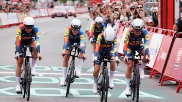 28/04/24 CICLISMO FEMENINO
LA VUELTA CICLISTA FEMENINA
ETAPA 1 VALENCIA - VALENCIA CONTRARRELOJ
VENCEDOR ETAPA EQUIPO LIDL TREK