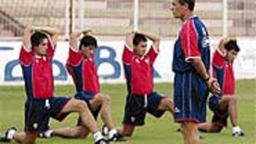 <b>TRANQUILO</B>. Casuco cree que el Almería formará un buen bloque.