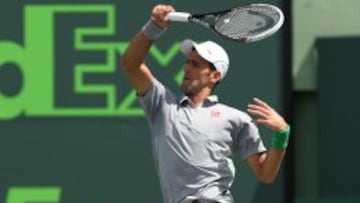Novak Djokovic se borra y el cetro de Rafa Nadal no peligra