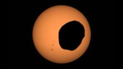 Eclipse solar abril 2022: cu&aacute;ndo es, horarios, cu&aacute;nto dura y c&oacute;mo ver el eclipse parcial de sol
