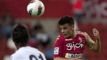 <b>GOLEADOR. </b>Sergio marcó el gol rojiblanco, de cabeza.