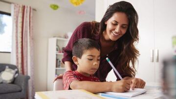 Madre e hijo v&iacute;a Getty Images.