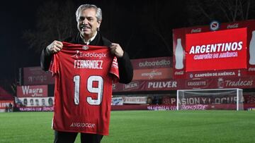 Alberto Fernández calificó de “poco transparente” al fútbol argentino