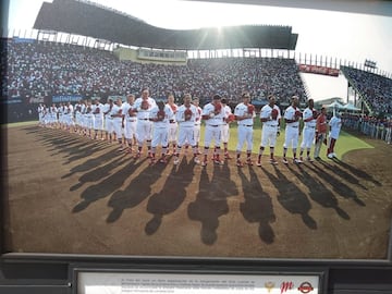 "Diablos, la novena de la ciudad", exposición fotográfica