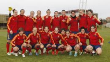 EQUIPO DE LUJO. La Absoluta posa despu&eacute;s de un entrenamiento.
 