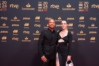 El gimnasta Ray Zapata y su pareja Susana Sanz.